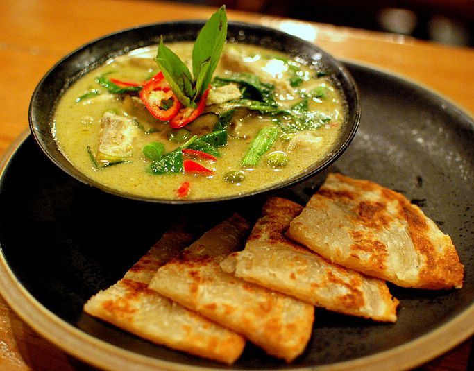 Tajskie zielone curry © Takeaway, Creative Commons