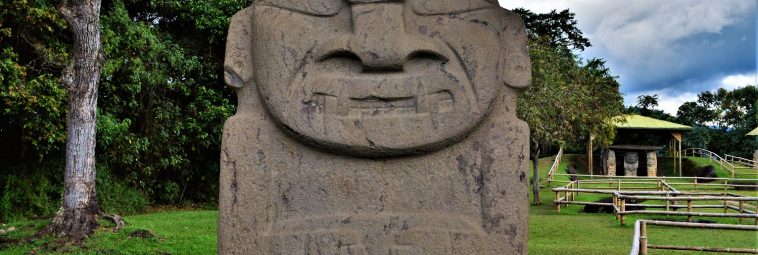 W krainie megalitycznych grobowców i monumentalnych posągów. Kilka słów o San Agustín w południowej Kolumbii